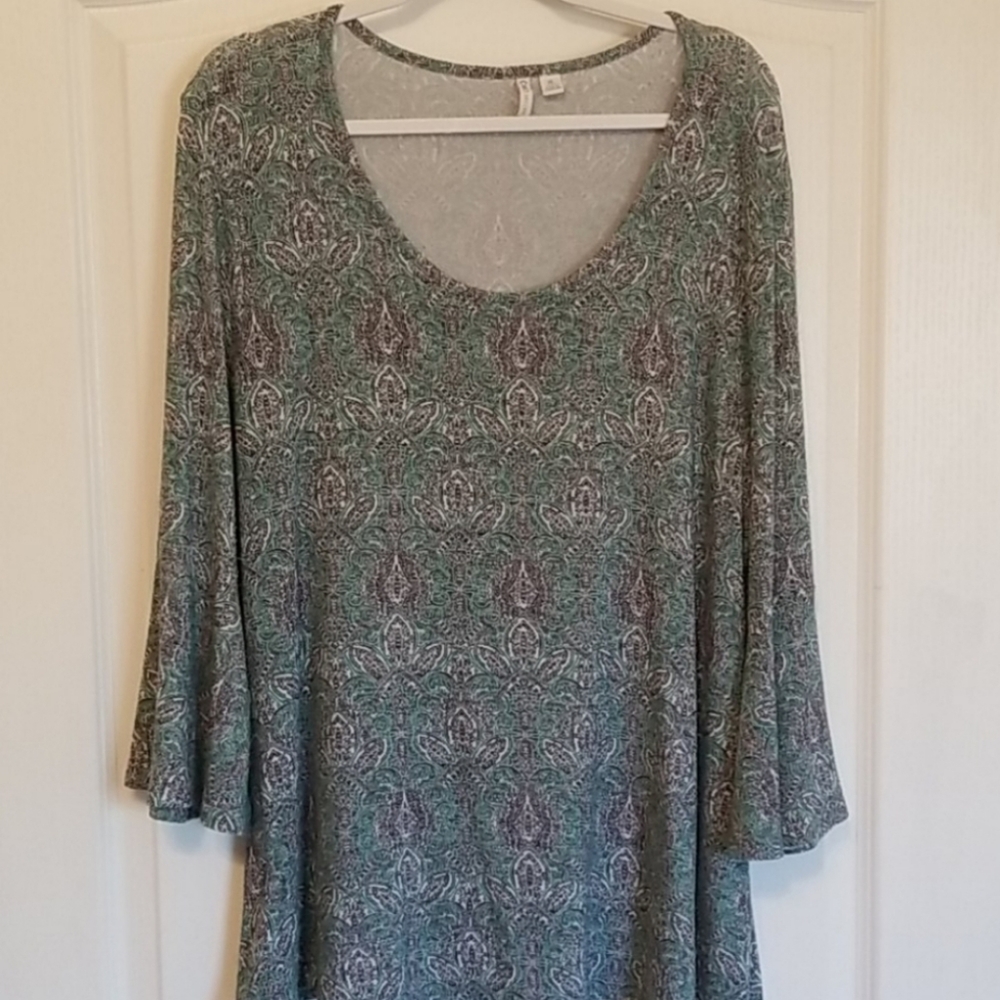 Cato Paisley 3/4 Bell Sleeve Top